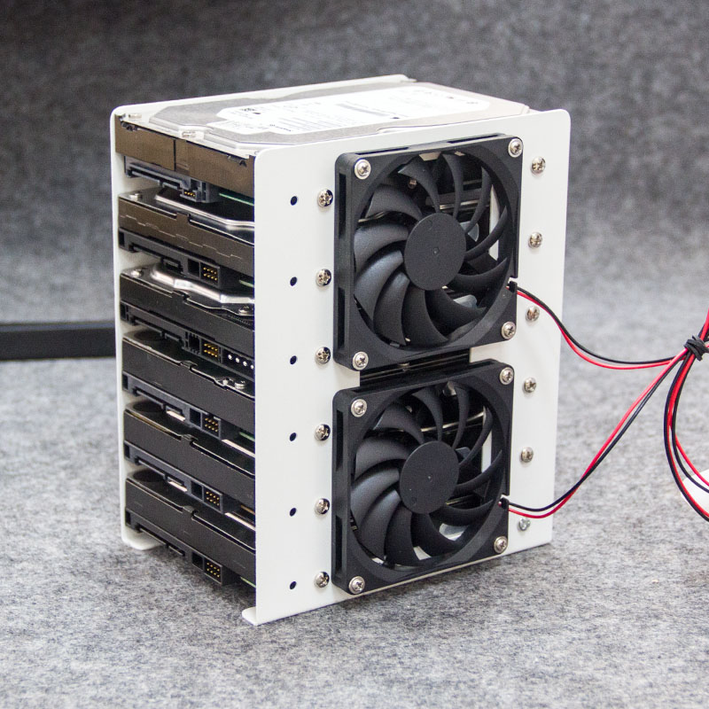 Support de disque dur mécaniqu - Retro Gaming Pc Case avis et prix