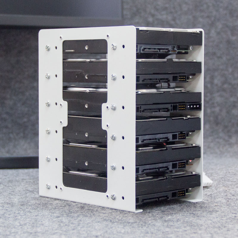 Support de disque dur mécaniqu - Retro Gaming Pc Case avis et prix